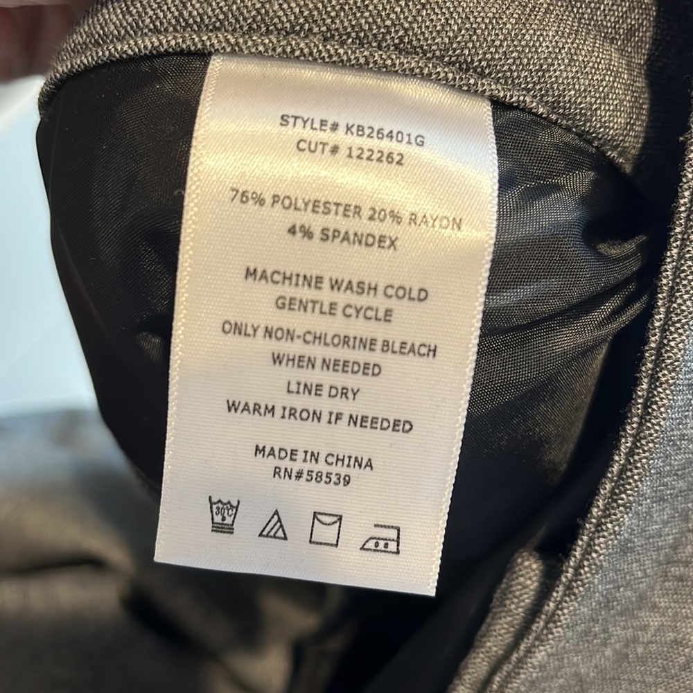EUC:  Kut from the Kloth Gray Trousers- Sz 24 - Picture 5 of 6